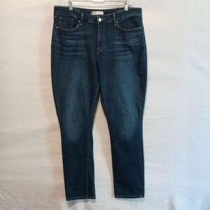 Signature by Levi Strauss Mid-Rise Straight Blue Jeans